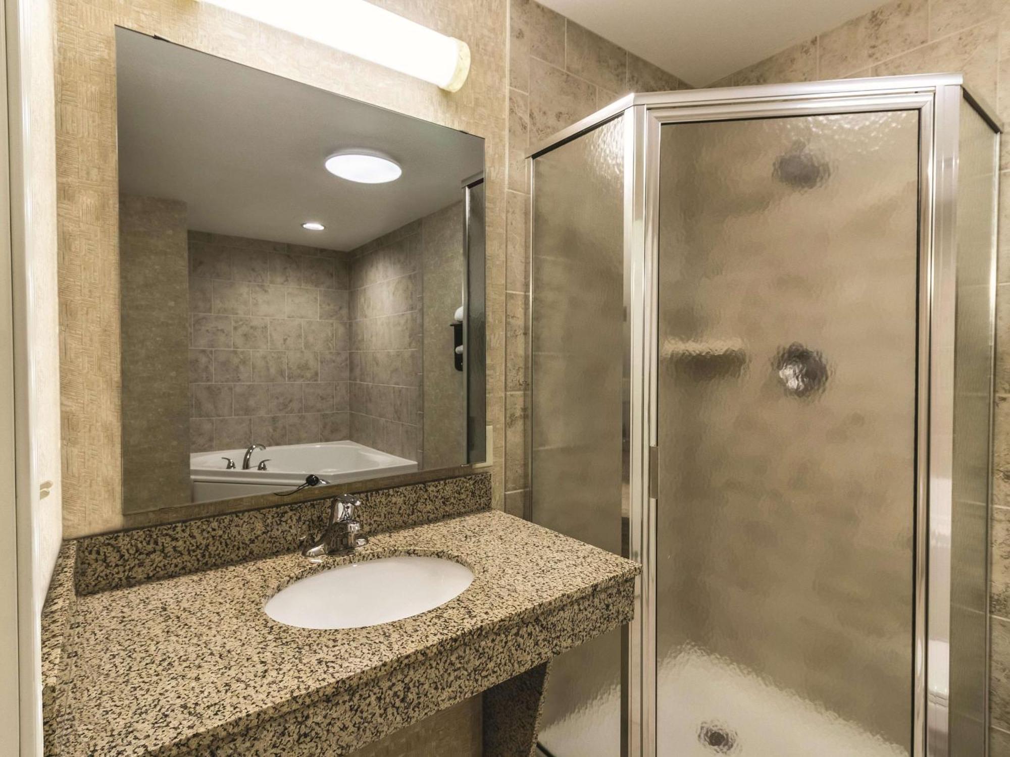 La Quinta By Wyndham Fargo-Medical Center Otel Dış mekan fotoğraf
